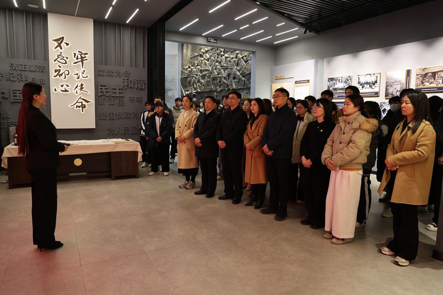 紅色基因潤初心     ------新鄉(xiāng)職業(yè)技術(shù)學(xué)院與長垣烹飪職業(yè)技術(shù)學(xué)院開展革命傳統(tǒng)教育實(shí)踐活動(dòng)